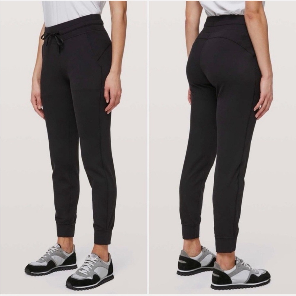 🍋 Lululemon READY TO RULU 30" Black Joggers Athletic Sweatpants Size 4 LIKE NEW!